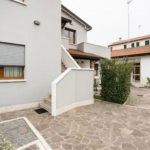 Casa Di Chiara Vicino Venezia E Aeroporto Vce Appartamento Campalto